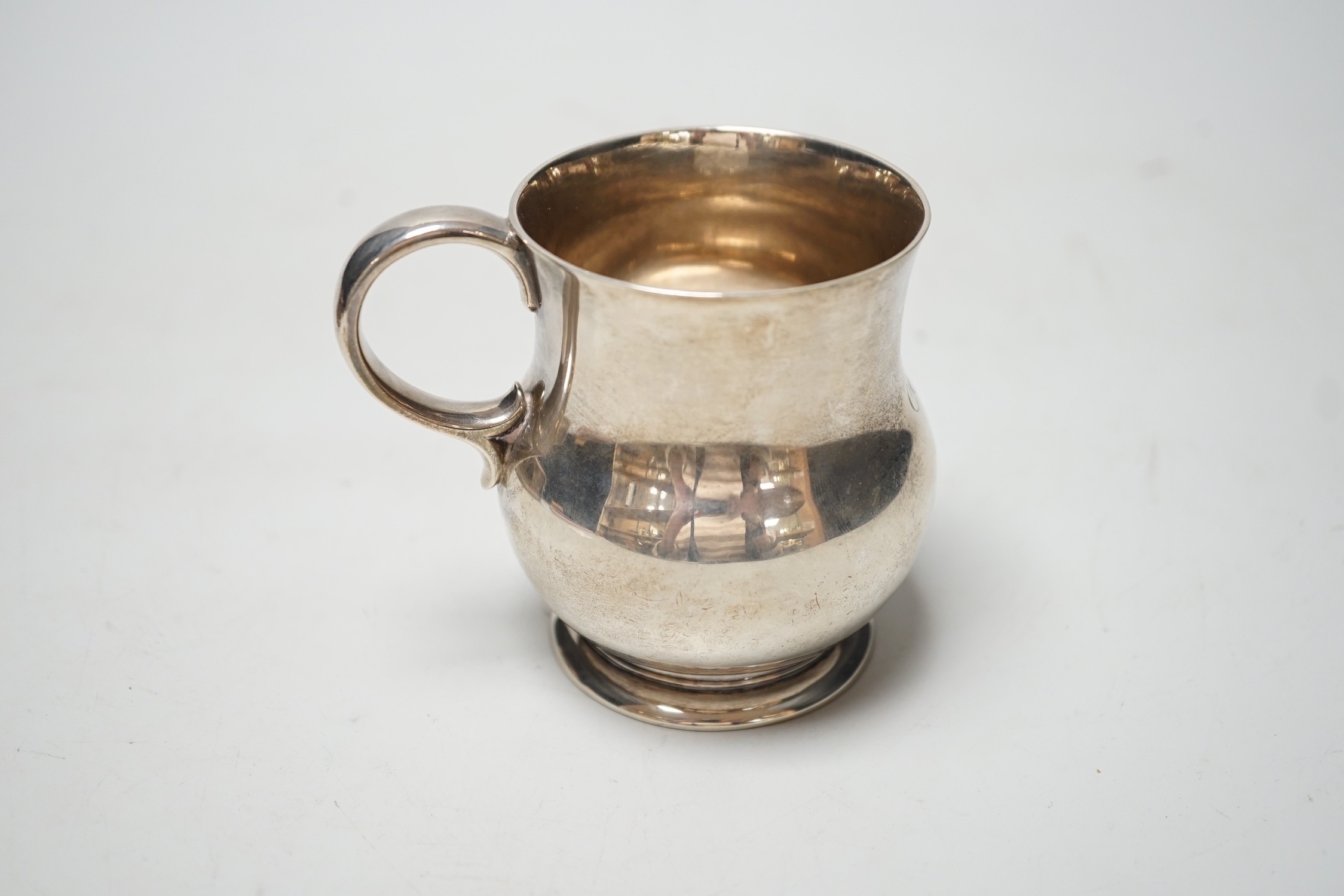 A George VI silver baluster christening cup, London, 1838, 85mm, 6.5oz.